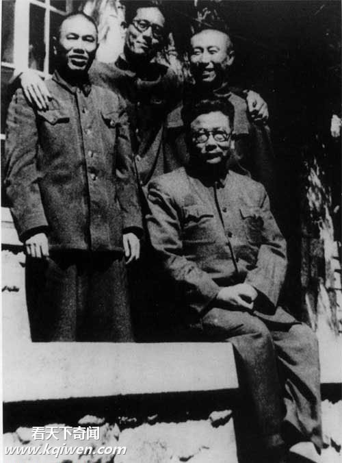 你知道中国哪位上将逝世后美国情报局放假三天?(图)