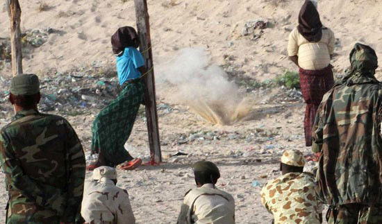 刑场实拍索马里枪决叛军真实画面(组图)