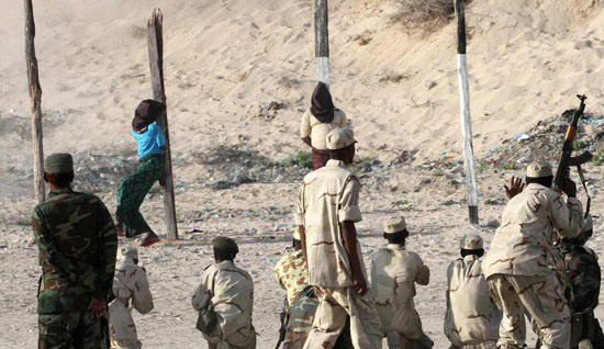 刑场实拍索马里枪决叛军真实画面(组图)